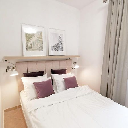 Hillside Apartment With Ac & Heating In Grande Maison Budapest Exterior photo