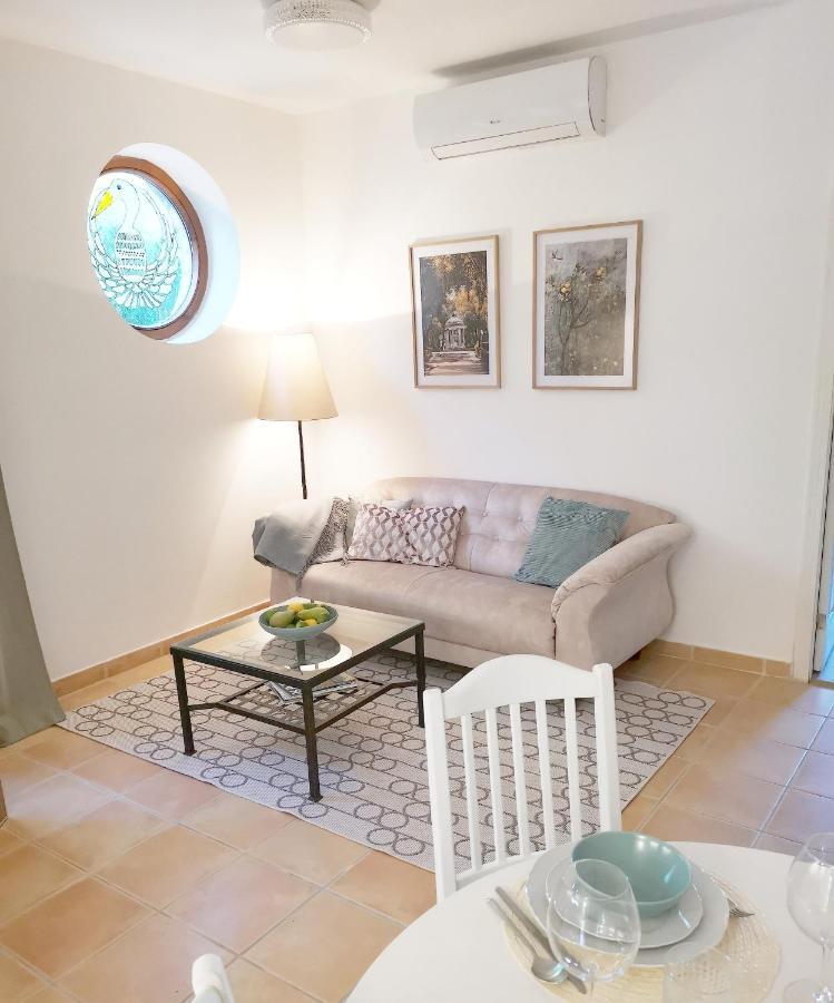 Hillside Apartment With Ac & Heating In Grande Maison Budapest Exterior photo